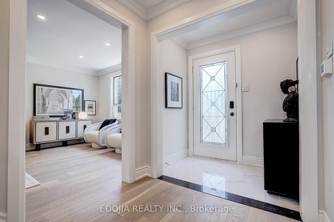 Photo 11 at 229 Empress Avenue, Willowdale East, Toronto