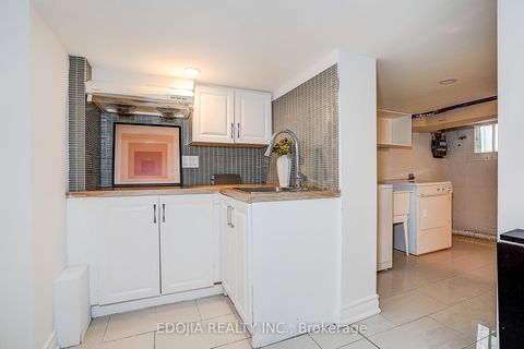 Photo 32 at 229 Empress Avenue, Willowdale East, Toronto