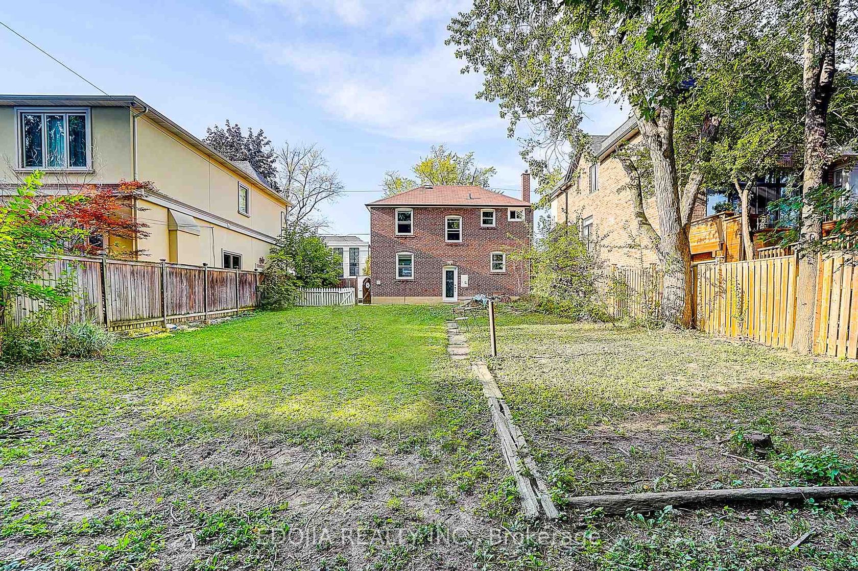 Photo 35 at 229 Empress Avenue, Willowdale East, Toronto Photo 35 at 229 Empress Avenue, Willowdale East, Toronto