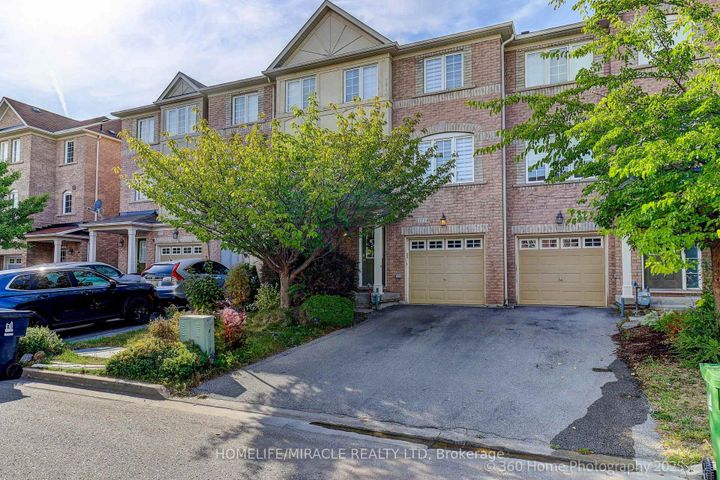 Photo 1 at 113 Wilkes Crescent, Birchmount, Toronto