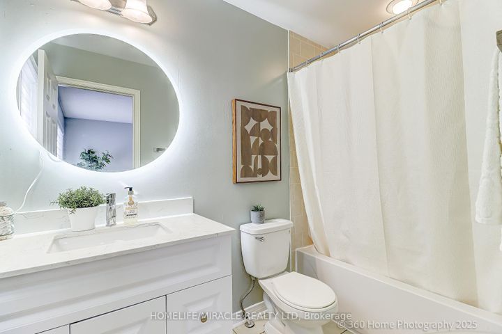 Photo 19 at 113 Wilkes Crescent, Birchmount, Toronto