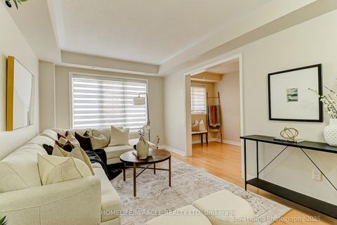 Photo 7 at 113 Wilkes Crescent, Birchmount, Toronto