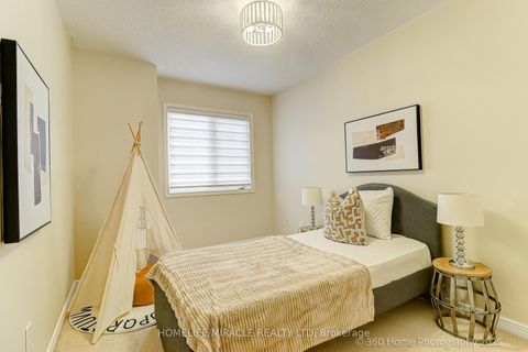 Photo 17 at 113 Wilkes Crescent, Birchmount, Toronto