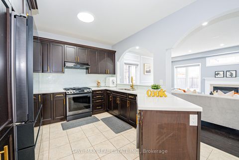 Photo 12 at 113 Sharplin Drive, South East, Ajax