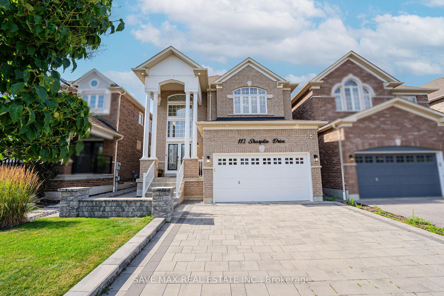 113 Sharplin Drive, South East, Ajax 
