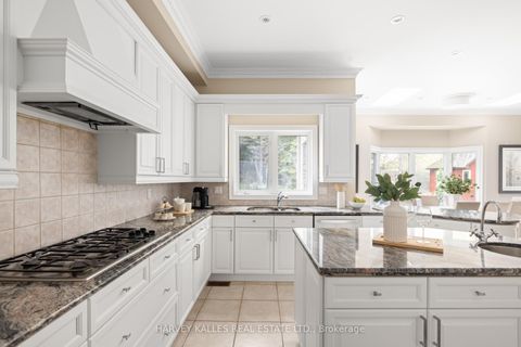 Photo 11 at 60 Bowan Court, Steeles, Toronto