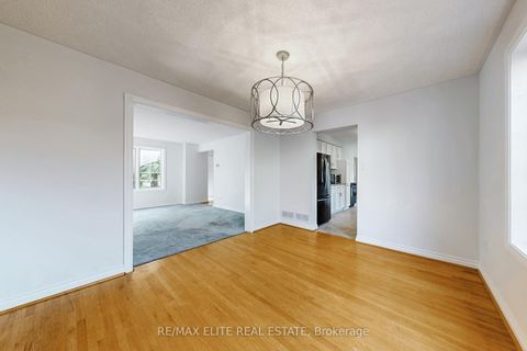 Photo 7 at 61 Beaufort Hills Road, Oak Ridges, Richmond Hill