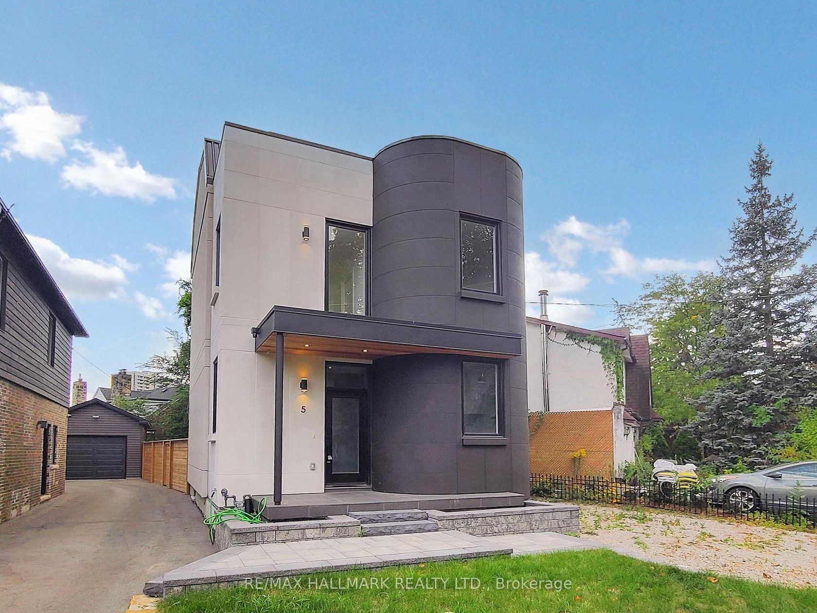5 Wadsworth Boulevard, Weston, Toronto 