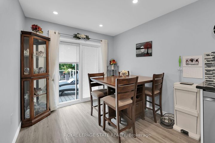 Photo 12 at 171 Gatestone Drive, Stoney Creek Mountain, Hamilton