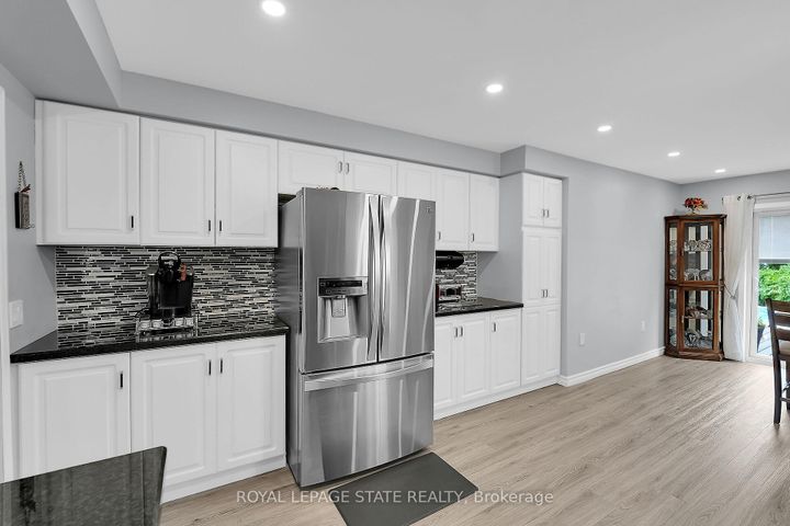 Photo 15 at 171 Gatestone Drive, Stoney Creek Mountain, Hamilton