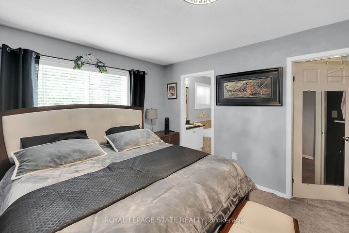 Photo 16 at 171 Gatestone Drive, Stoney Creek Mountain, Hamilton