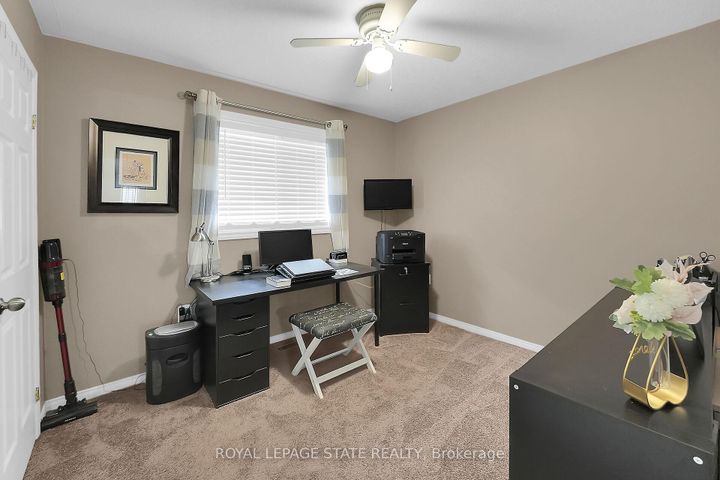 Photo 21 at 171 Gatestone Drive, Stoney Creek Mountain, Hamilton
