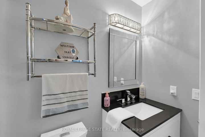 Photo 25 at 171 Gatestone Drive, Stoney Creek Mountain, Hamilton