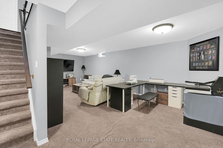 Photo 33 at 171 Gatestone Drive, Stoney Creek Mountain, Hamilton