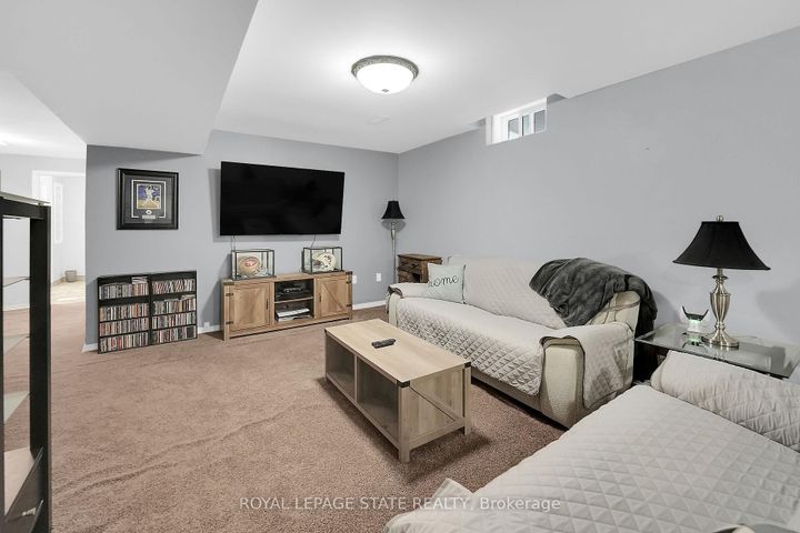 Photo 34 at 171 Gatestone Drive, Stoney Creek Mountain, Hamilton