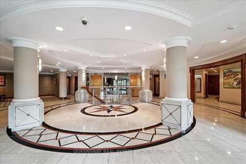 Photo 1 at 200 - 28 Pemberton Avenue, Newtonbrook East, Toronto