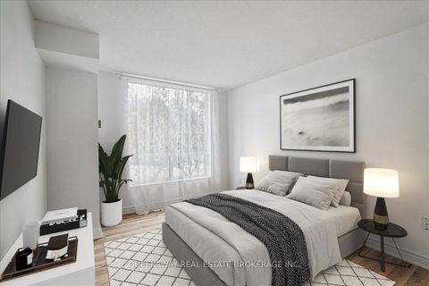 Photo 11 at 200 - 28 Pemberton Avenue, Newtonbrook East, Toronto