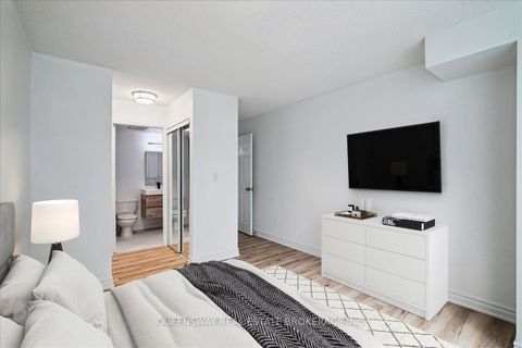 Photo 12 at 200 - 28 Pemberton Avenue, Newtonbrook East, Toronto