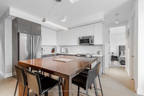 Photo 3 at LPH01 - 60 Berwick Avenue, Eglinton, Toronto