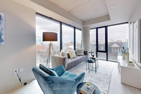 Photo 3 at 318 - 195 McCaul Street, Chinatown, Toronto