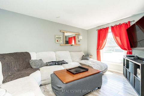 Photo 6 at 72 Livingstone Street W, West Bayfield, Barrie
