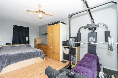 Photo 11 at 72 Livingstone Street W, West Bayfield, Barrie