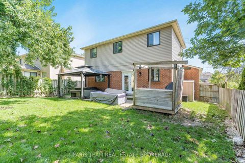Photo 15 at 72 Livingstone Street W, West Bayfield, Barrie Photo 15 at 72 Livingstone Street W, West Bayfield, Barrie