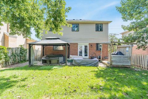 Photo 16 at 72 Livingstone Street W, West Bayfield, Barrie Photo 16 at 72 Livingstone Street W, West Bayfield, Barrie