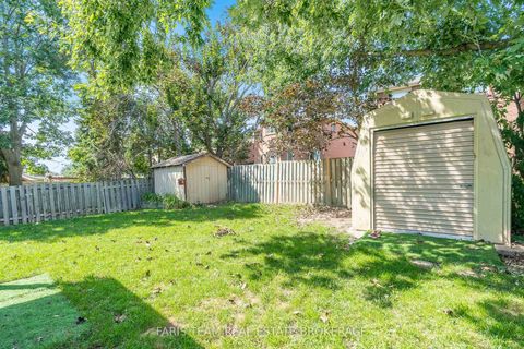 Photo 18 at 72 Livingstone Street W, West Bayfield, Barrie