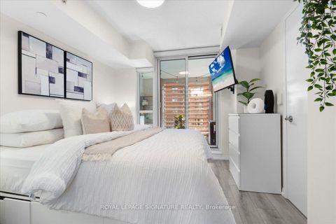 Photo 9 at 320 - 830 Lawrence Avenue W, Glen Park, Toronto
