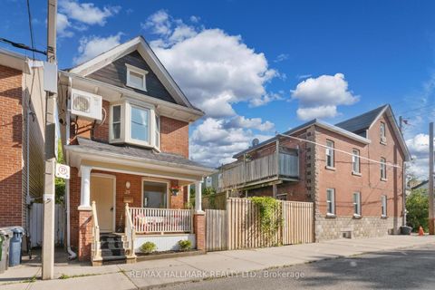 Photo 1 at 25 Norwood Terrace, Danforth, Toronto