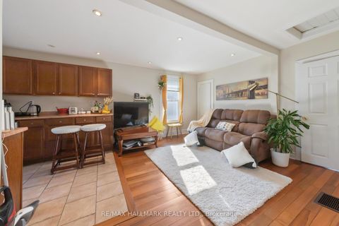 Photo 3 at 25 Norwood Terrace, Danforth, Toronto