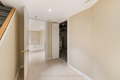 Photo 18 at 25 Norwood Terrace, Danforth, Toronto