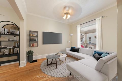 Photo 25 at 25 Norwood Terrace, Danforth, Toronto