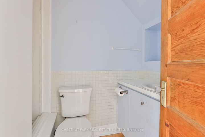 Photo 23 at 52 Craighurst Avenue, Lawrence Park South, Toronto