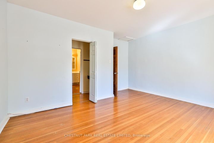 Photo 29 at 52 Craighurst Avenue, Lawrence Park South, Toronto