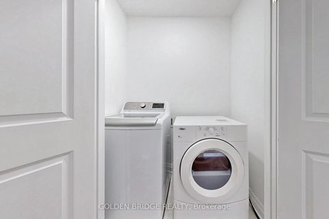 Photo 21 at 21 Persica Street, Oak Ridges, Richmond Hill