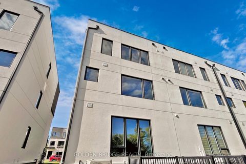 Photo 31 at 21 Persica Street, Oak Ridges, Richmond Hill