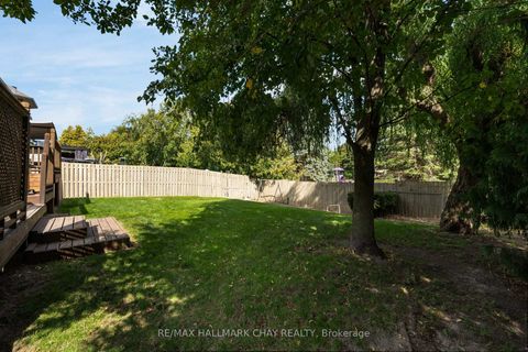 Photo 36 at 82 Bishop Drive, Ardagh, Barrie