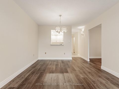Photo 5 at 413 - 121 Ling Road, West Hill, Toronto