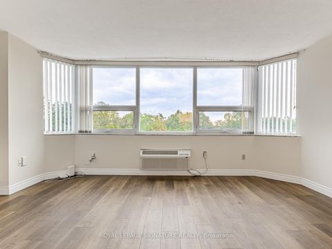 Photo 8 at 413 - 121 Ling Road, West Hill, Toronto