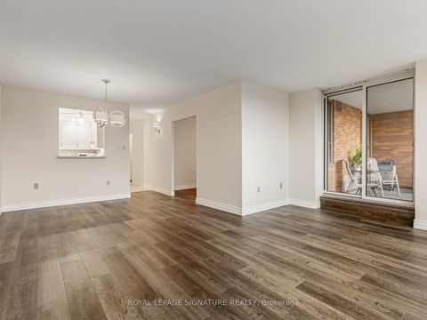 Photo 9 at 413 - 121 Ling Road, West Hill, Toronto