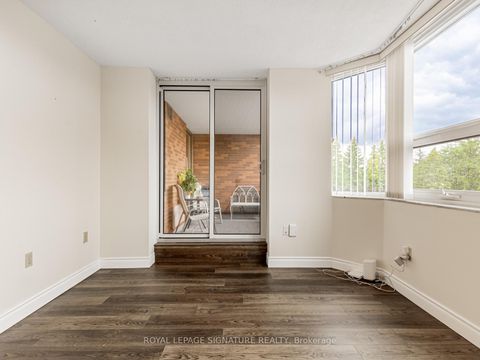 Photo 11 at 413 - 121 Ling Road, West Hill, Toronto
