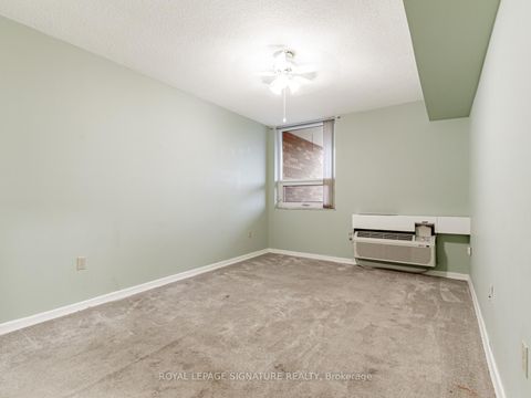 Photo 16 at 413 - 121 Ling Road, West Hill, Toronto