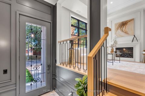 Photo 1 at 105 Rumsey Road, Leaside, Toronto