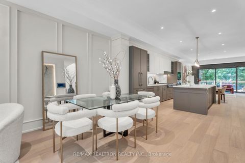 Photo 6 at 105 Rumsey Road, Leaside, Toronto
