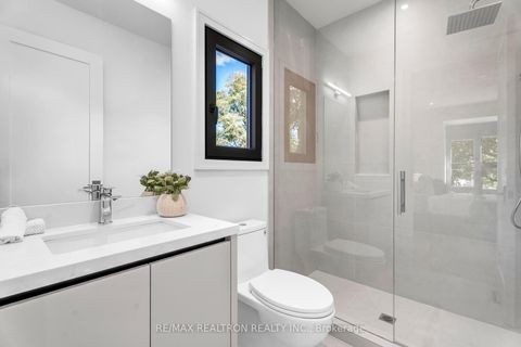 Photo 28 at 105 Rumsey Road, Leaside, Toronto