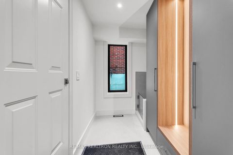 Photo 31 at 105 Rumsey Road, Leaside, Toronto