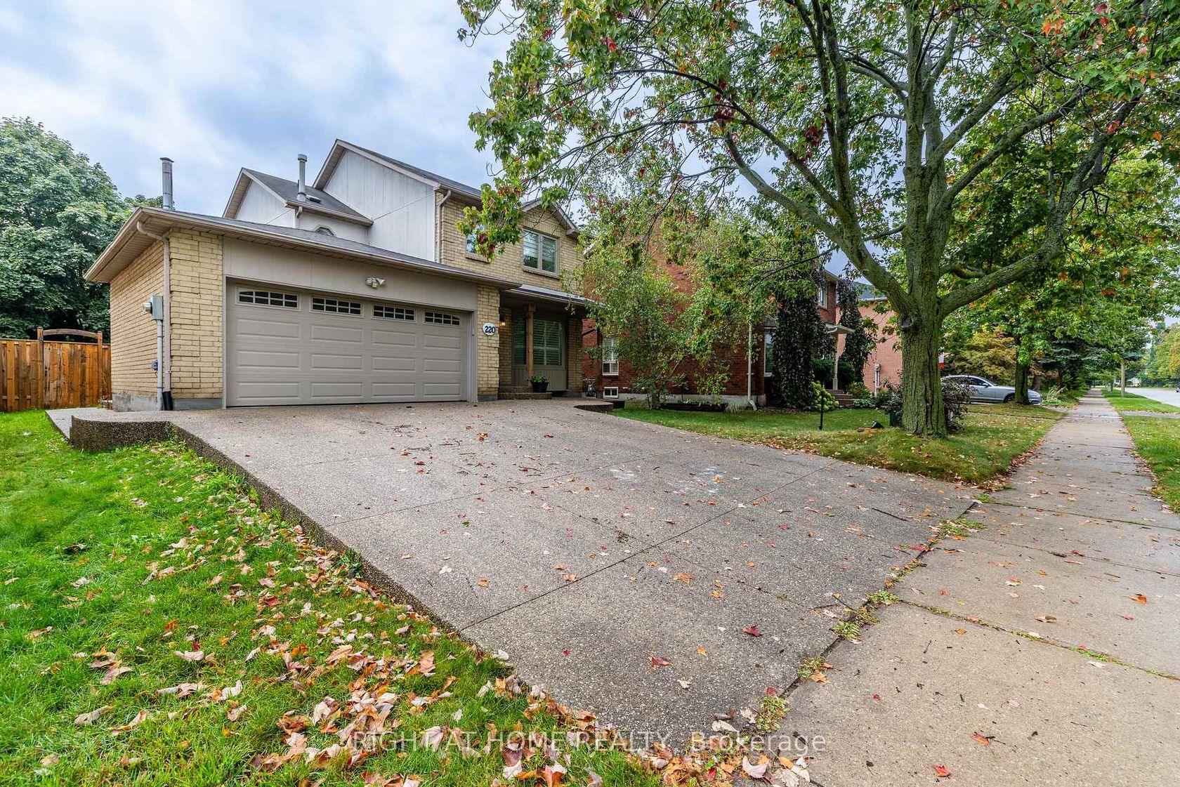 220 O'donoghue Avenue, RO River Oaks, Oakville 