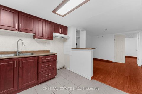 Photo 33 at 50 Apache Trail, Pleasant View, Toronto
